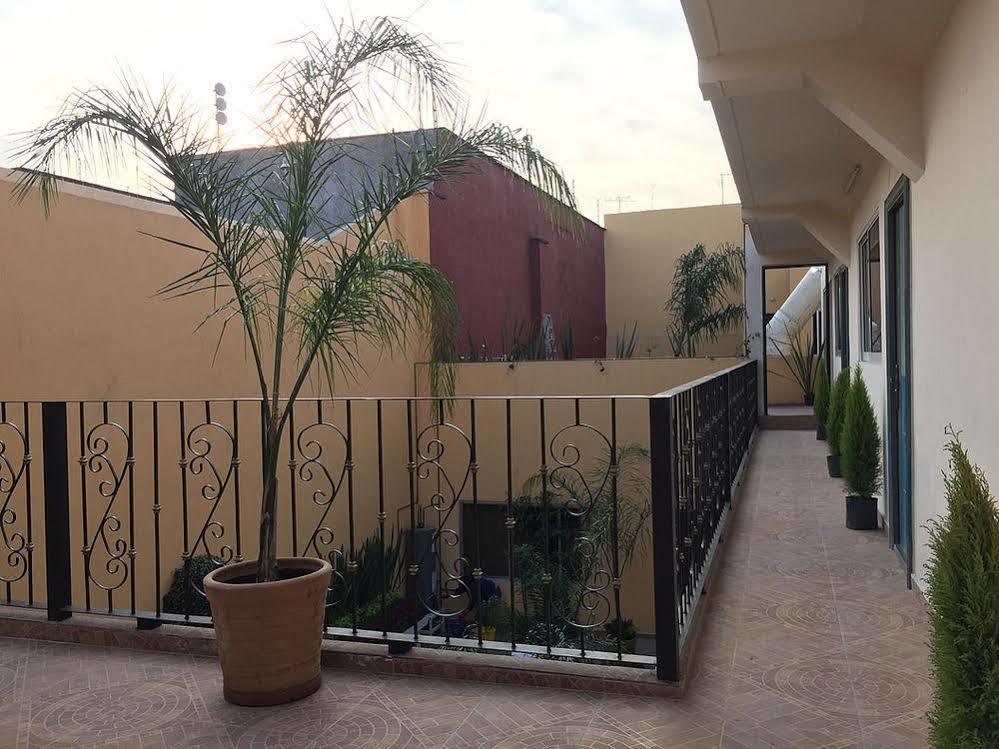 Oyo Hostel Oasis Centro Cerca Del Hospital Issste Hospital Jose Ma Morelos Μεξικό Εξωτερικό φωτογραφία